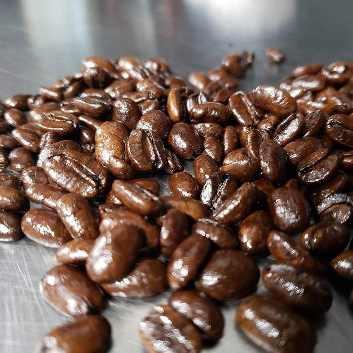 Coffee roasted in the USA with whole beans, ground coffee, espresso, cold brew and coffee gifts