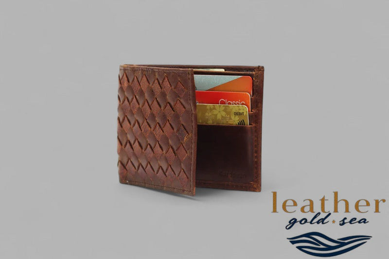 Cowhide Leather Wallet – Brown & Durable