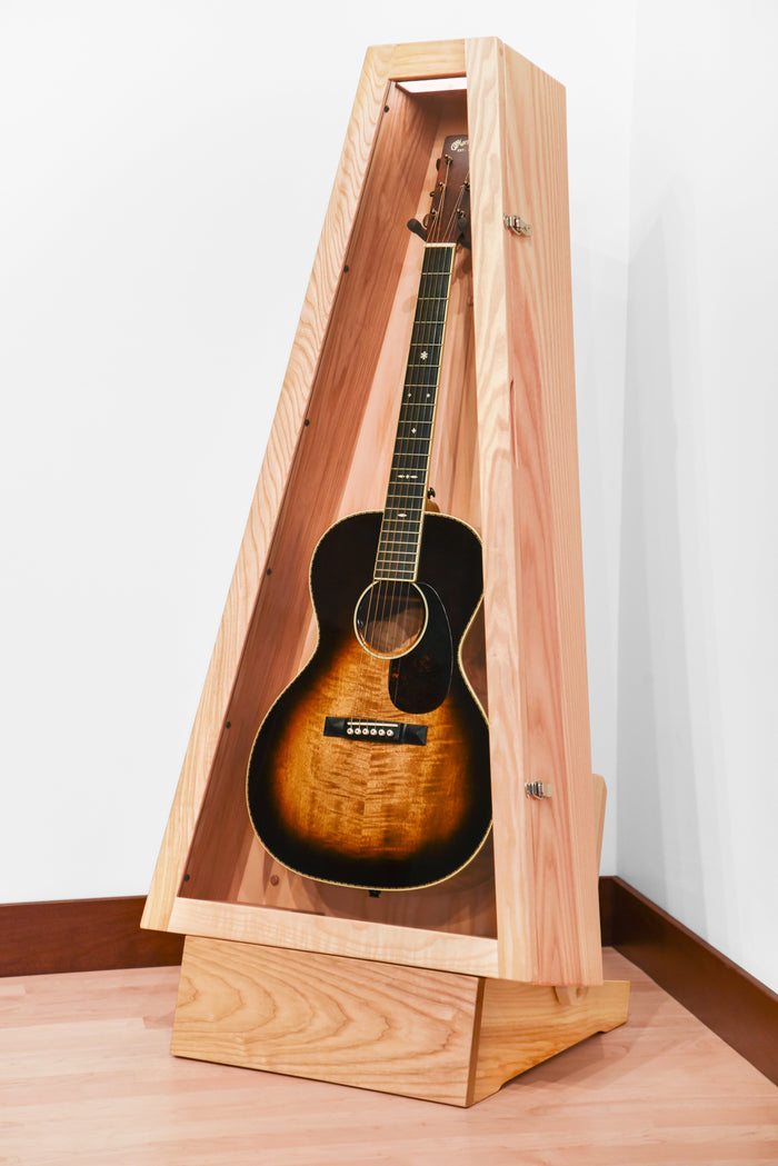 ClimaStand Triangle Humidor with Base - Northern White Ash