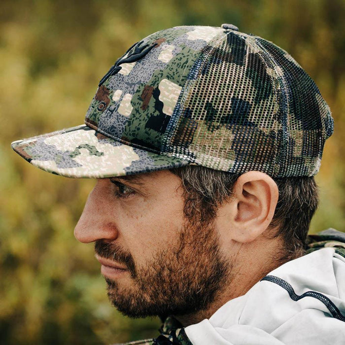 Puff Embroidered Camo Mesh Hat