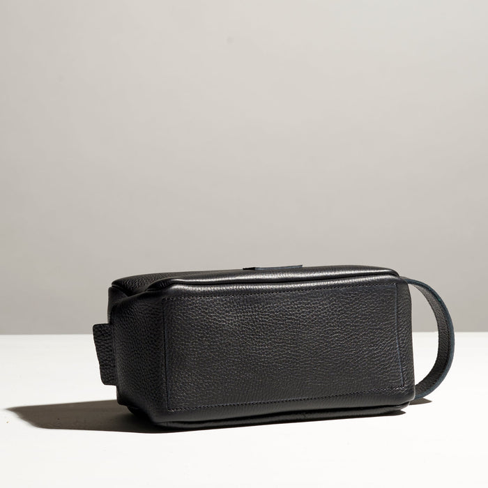 black leather dopp kit classy elegant artsy unique look made by hand in portland maine