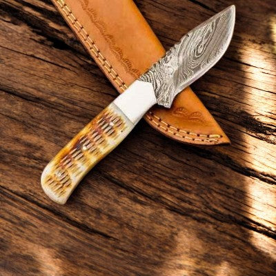 Handmade Damascus Hunting Knife – Camel Bone Handle