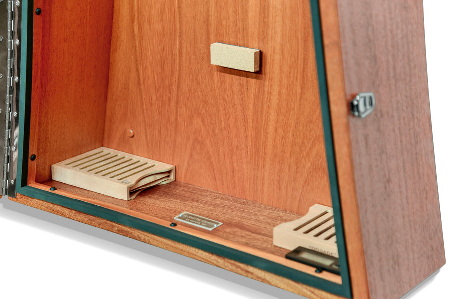 ClimaCase Triangle Humidor - African Mahogany (Quarter Sawn)