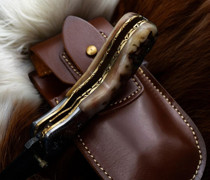 Custom Handmade Damascus Steel Pocket Knife – Sheep Horn