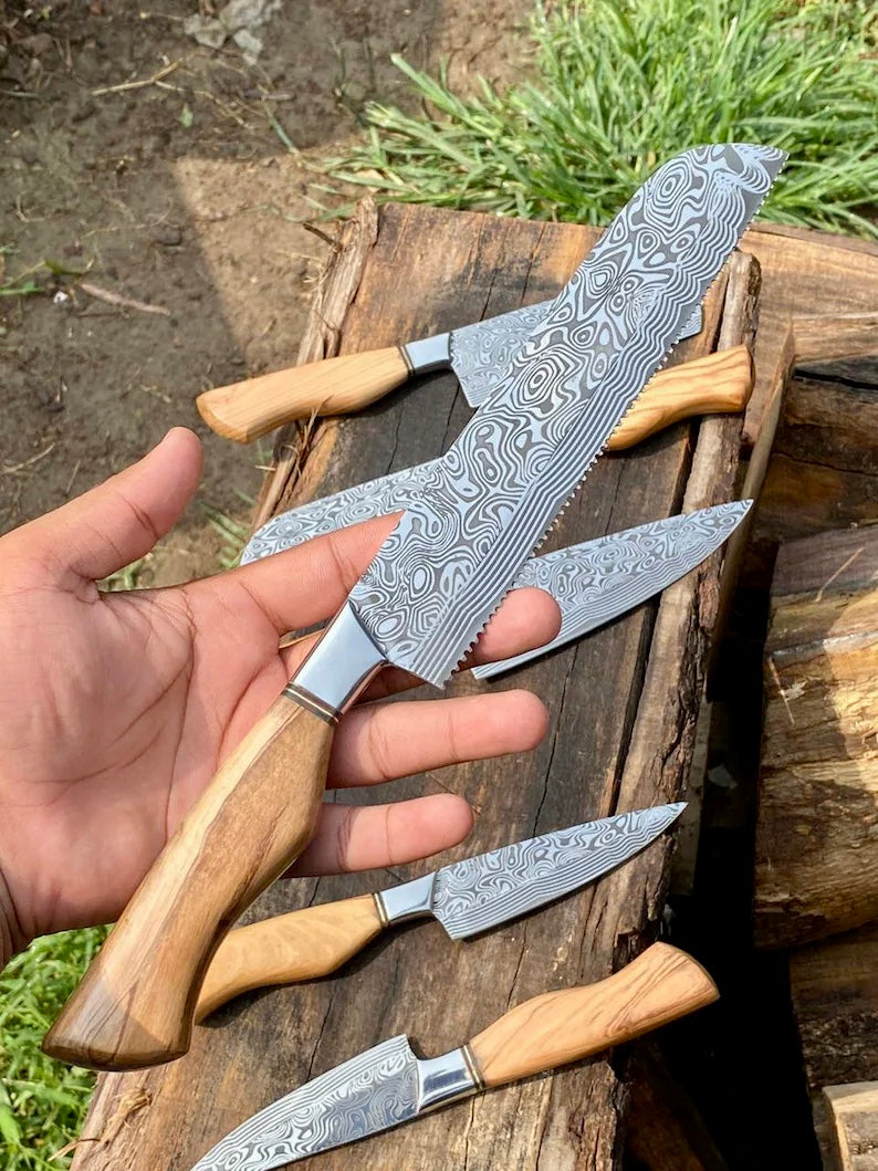 Sharp Kitchen Knife Set – 13" Damascus Steel Blade, Olivewood Handle & Leather Sheath