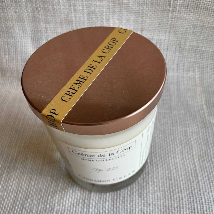 Malbec Soy Candle with its optional lid fitted to the glass