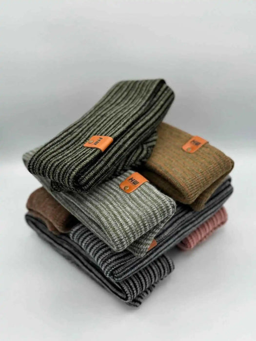 Classic Contrast Cuffed Beanie, Black and Green