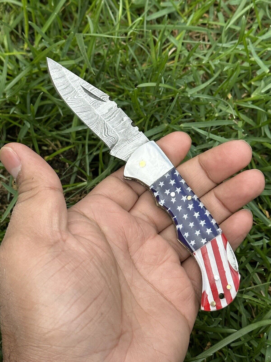 Lone Star 3-Inch Damascus Pocket Knife – Custom Handmade with Bone Handle