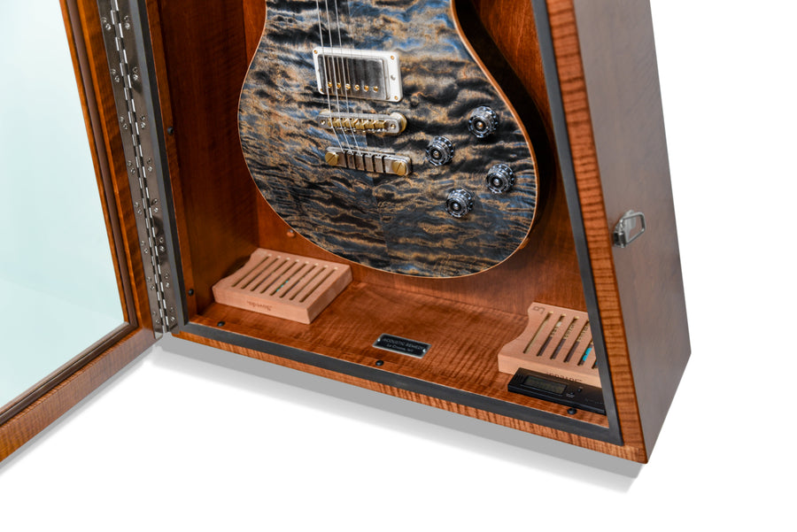 ClimaCase Triangle Humidor - Flamed Maple with Boston Stain