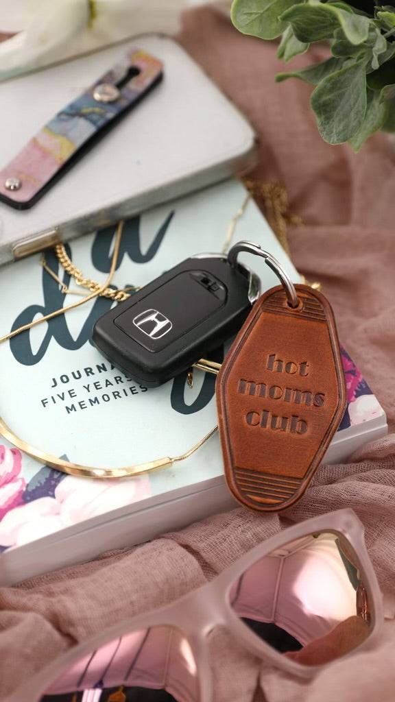 Mom's Keychain - Lifetime Leather Co