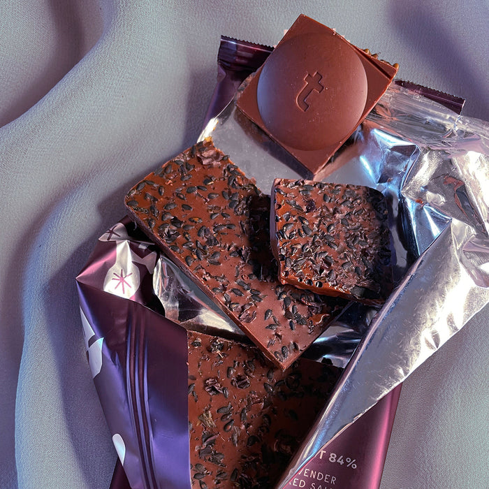 Antidote Chocolate MERMAID: SEAWEED + BLACK SESAME MILK CHOCOLATE 56% - 12 Bars by Farm2Me