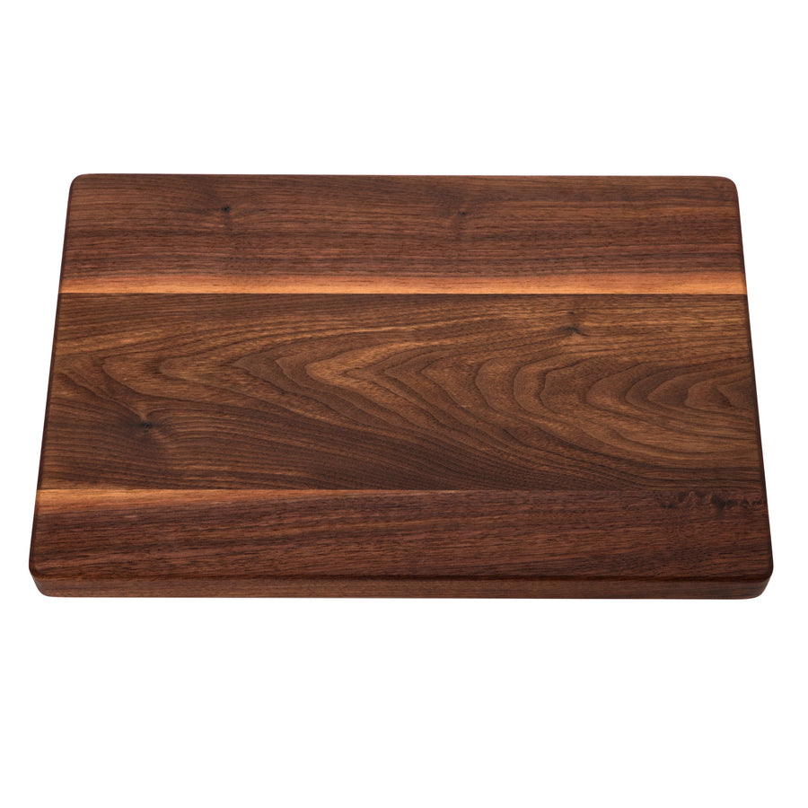 Walnut cutting board showing its natural long-grain pattern
