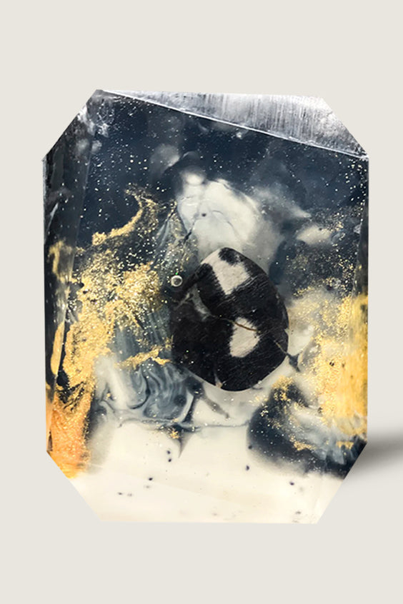 Zen Daydream dark and cream-toned crystal soap with gold-toned accents