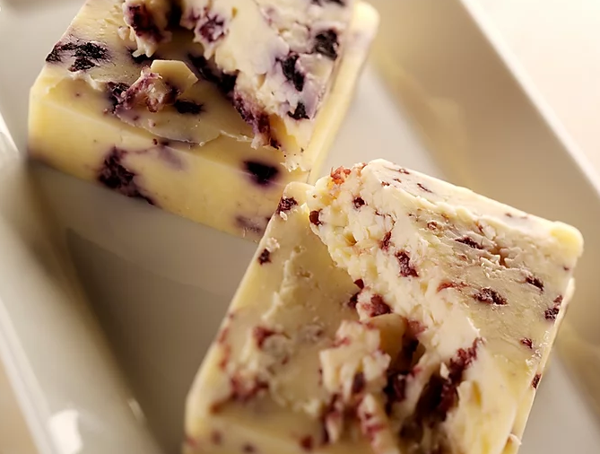 Cranberry Infused Cheddar