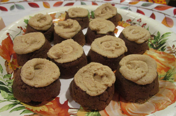 AIP Paleo Snacks, Mini Maple Cream Rings, Gluten Free, Grain Free, Egg Free, Dairy Free, Autoimmune Protocol, Low Calorie, Holiday treats