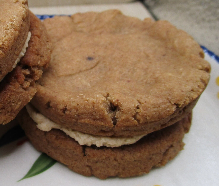 AIP Paleo Whoopie Pies, Maple Cream, Gluten Free, Grain Free, Dairy Free, Egg Free, Vegan, Date Sugar, Nut Free, Autoimmune Protocol Snack