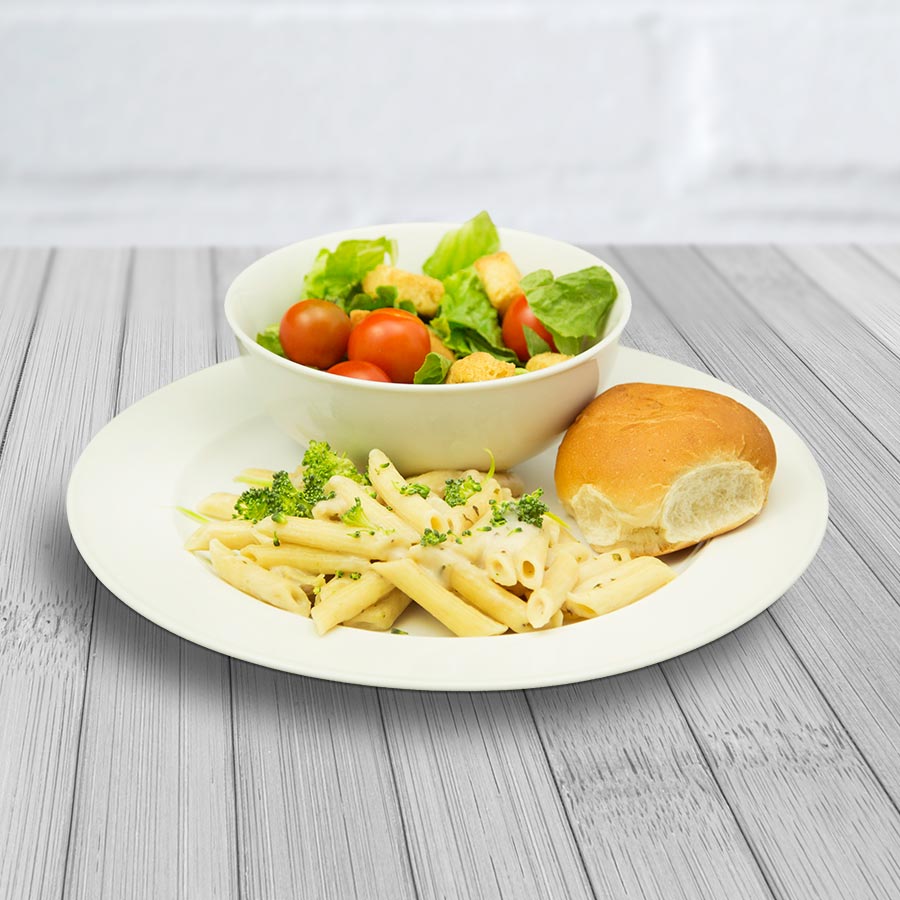 Pasta primavera with vegetables and a roll, serving suggestion