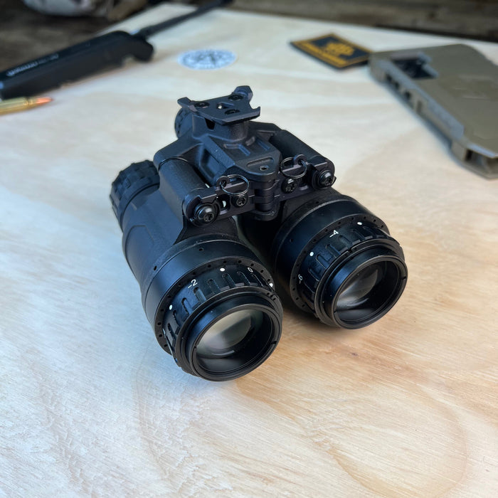 Nocturn Industries Katana | Up to 3000 FOM Gen 3 White Phosphor & 15oz | 100+ Hour Battery
