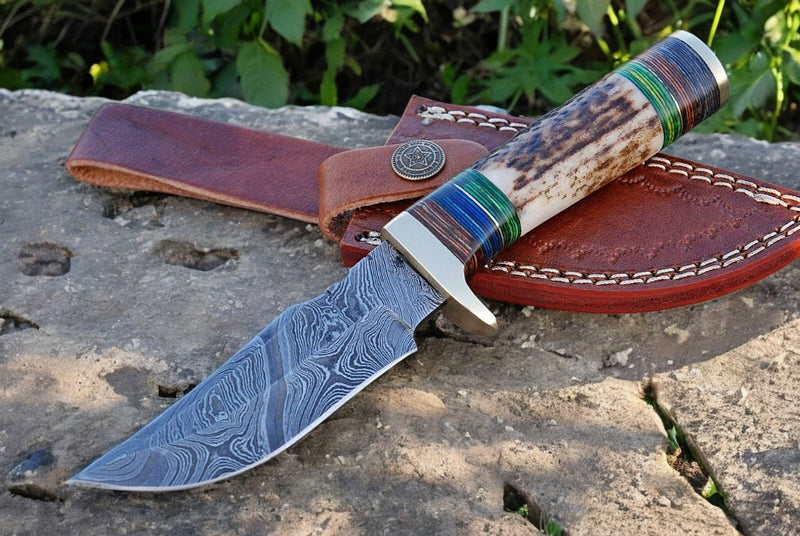 Custom Handmade Hunting Knife – Damascus Steel Blade