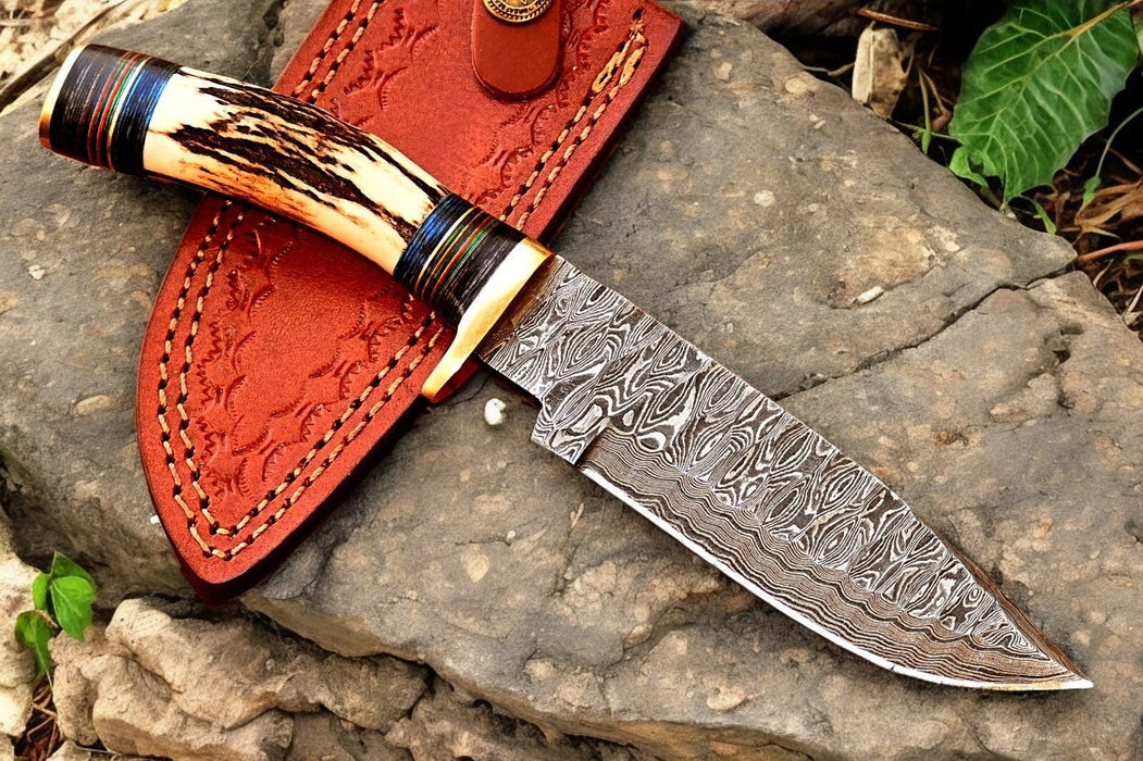 Handmade Damascus Hunting Knife – Antler & Wood Handle