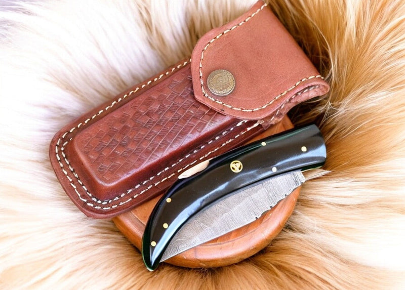 Handmade Damascus Steel Pocket Knife with Buffalo Horn