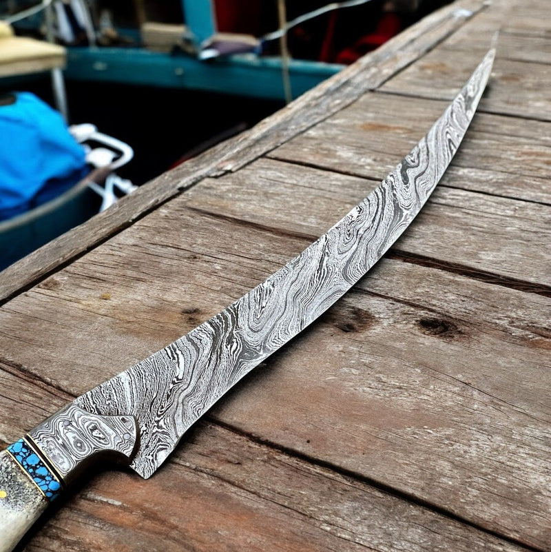 Premium Damascus Fillet Knife – Antler Horn Handle, 13"