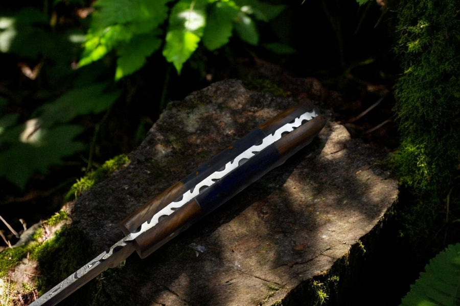 Handmade Damascus Steel Skinning Knife with Leather Sheath