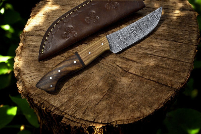 Handmade Damascus Steel Skinning Knife with Rosewood & Olivewood Handle