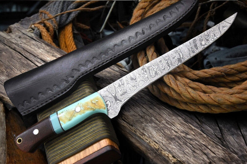 Handmade Damascus Fillet Knife – Rosewood & Resin Handle