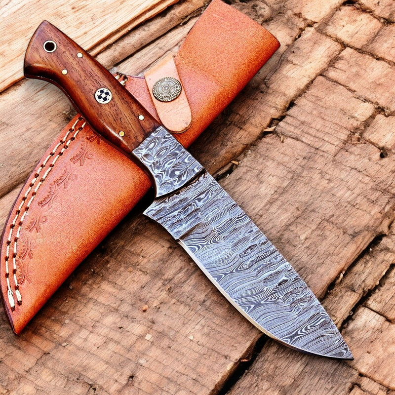 Handmade Damascus Hunting Knife with Wood Handle – 10"