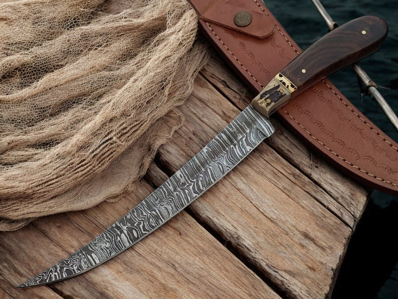 Premium Damascus Fillet Knife – Rosewood & Antler Handle