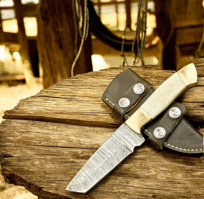 Traditional Cowboy Knife – Damascus Tanto