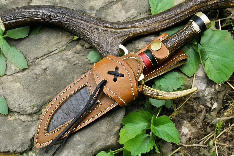 Handmade Damascus Hunting Knife – Antler & Wood Handle