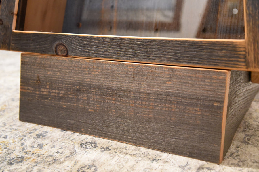 ClimaStand Triangle Humidor with Base - Reclaimed Barnwood (Grey)