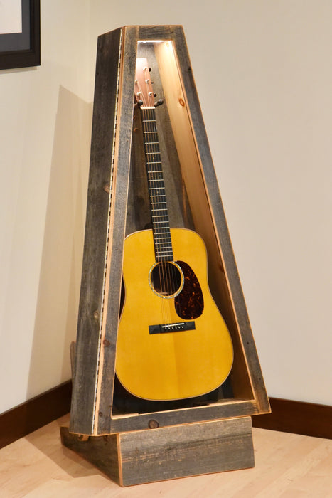 Climastand Triangle Humidor With Base Reclaimed Barnwood Grey